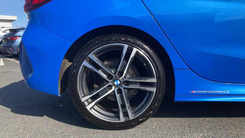 BMW 1 Series 118i M Sport 5dr Step Auto Petrol Hatchback